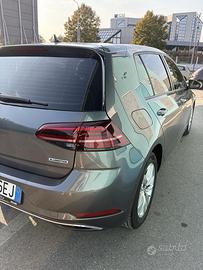 Volkswagen Golf VII 1.5 TGI 130 CV DSG Metano 2020