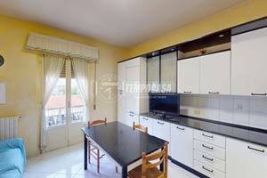 APPARTAMENTO CON CANTINA IN POSIZIONE CENTRALE A C