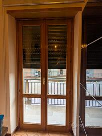 Finestre in douglas con vetri termici Saint Gobain