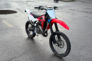 HUSQVARNA WR 125