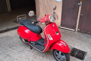 Vespa 250 gts