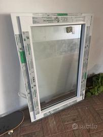 Infisso finestra singola