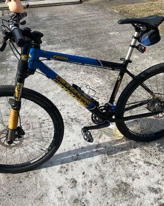 Cannondale F2000