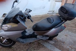 Aprilia Atlantic 200