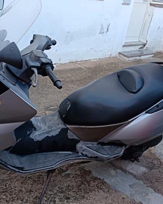 Aprilia Atlantic 200