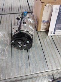 Compressore Clima Caddy - Golf 3 - Polo 1067110