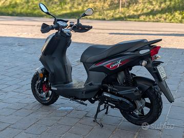 scooter crox  50 4 tempi perfeto