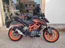 ktm-125-duke-black-my-2021