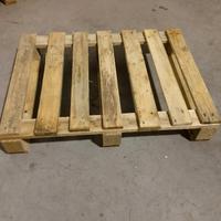 pallet 80x60 usati 3,50 € l' uno