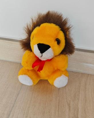 Leoncino leone di peluche morbido adorabile giallo