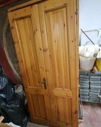 Porta Interna a Doppia Anta in Legno Massello con