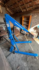 Gru idraulica OMCN per officina