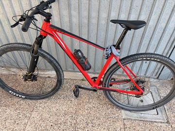 BICICLETTA SCOTT SCALE 970 COME NUOVA