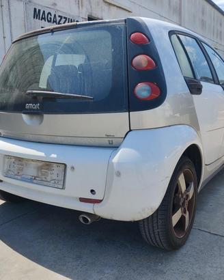 SMART FORFOUR 454 1.1 75CV 04-06 ricambi