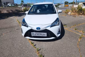 Toyota Yaris 1.5 Hybrid 5 porte Business garanzia 