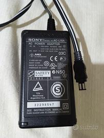 Cavi, spine, alimentatori, adattatori.