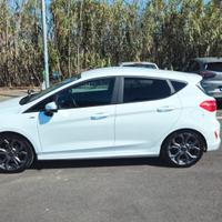 Ford Fiesta 1.1 85cv stline GPL BRC