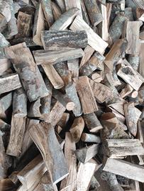Legna sciolta secca da bruciare 