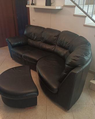 divano in pelle semicircolare 