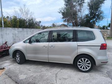 Volkswagen  Sharan 