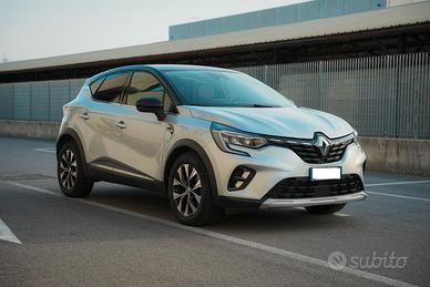 RENAULT CAPTUR TECHNO E-TECH PLUG- IN HYBRID 160