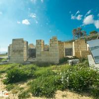 Villa con piscina in costruzione-Vista mare