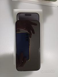 Apple iPhone 15 Pro - 256GB - Titanio Nero