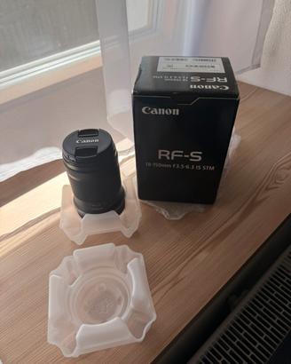 Canon RF-S 18-150mm F3.5-6.3 IS STM