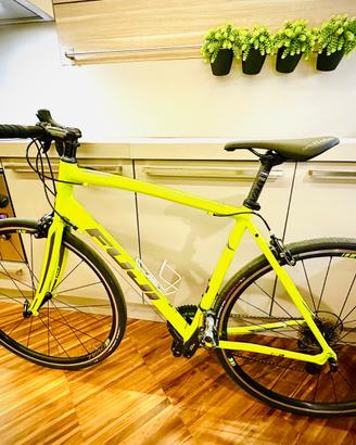 BICICLETTA FUJI SPORTIF forcella in carbonio