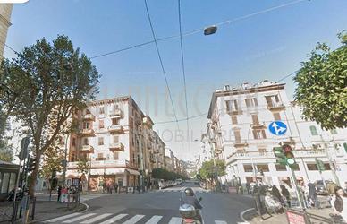 R.166 C.SO CAVOUR fondo 100 mq