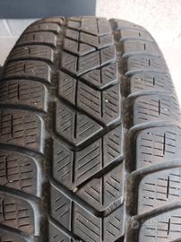 pneumatici invernali  215/60 R17 