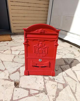 Cassetta postale