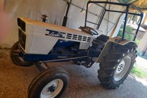 Trattore Lamborghini R704