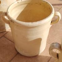 Piccolo vaso di creta smaltata con 2 manici