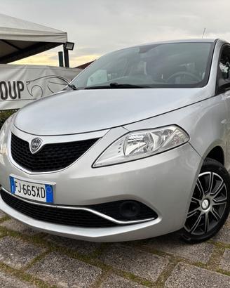 Lancia Ypsilon 1.2 69CV GPL Ecochic Gold-2017