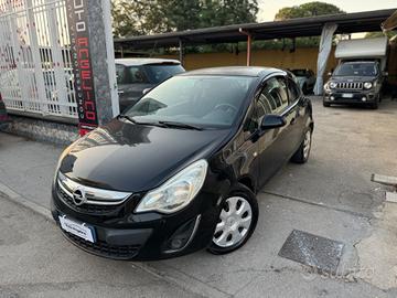 Opel Corsa 1.2 5 porte Club