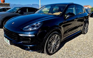 Porsche Cayenne 3.0 Diesel - Tetto apribile