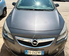 Opel astra 2011 OPC Line