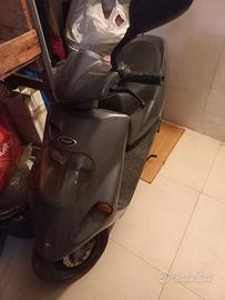 Scooter f10 50.