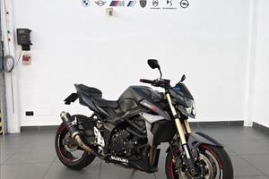 SUZUKI GSR 750 Abs