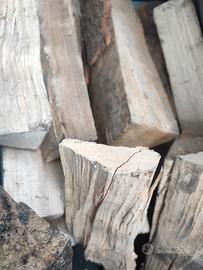 Legna secca da ardere 