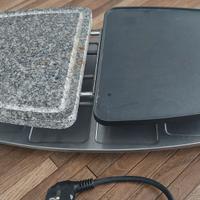 Grill elettrica con pietra naturale