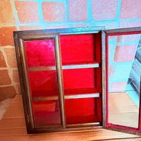 Vetrinetta vintage in legno massello con 3 ripiani