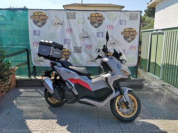 SWM VENTURO 125 RATE AUTO MOTO SCOOTER