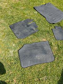 Tappetini gomma +baule Dacia Duster 2