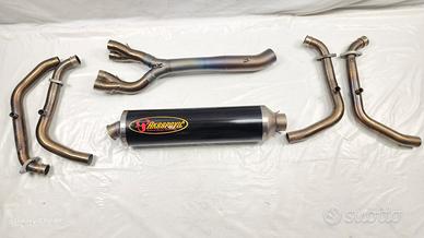 SCARICO AKRAPOVIC COMPLETO DI COLLETTORI PER SUZUK