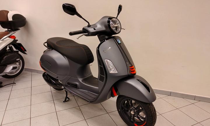 Piaggio Vespa GTS 310 Super Sport IN PRONTA CONSEG
