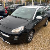 Opel Adam 1.2bz ben tenuta x neopatentati