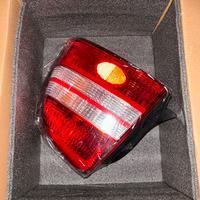 Fanale Posteriore Kia Shuma