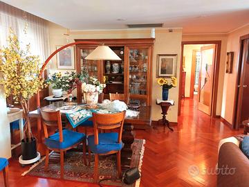 Elegante ultimo piano viale Diaz